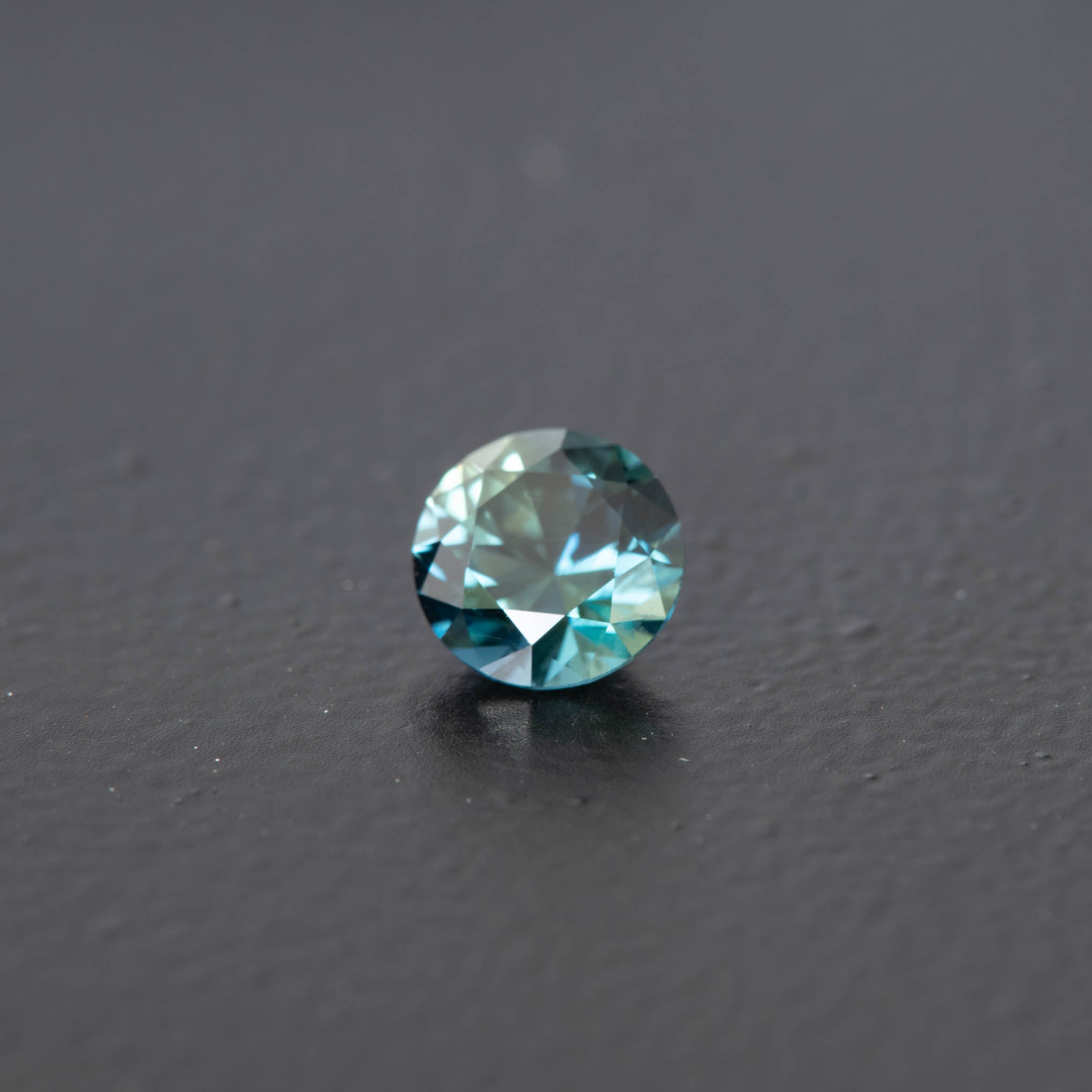 Blue Brilliant Sapphire .9ct [S.B.BR.1002]