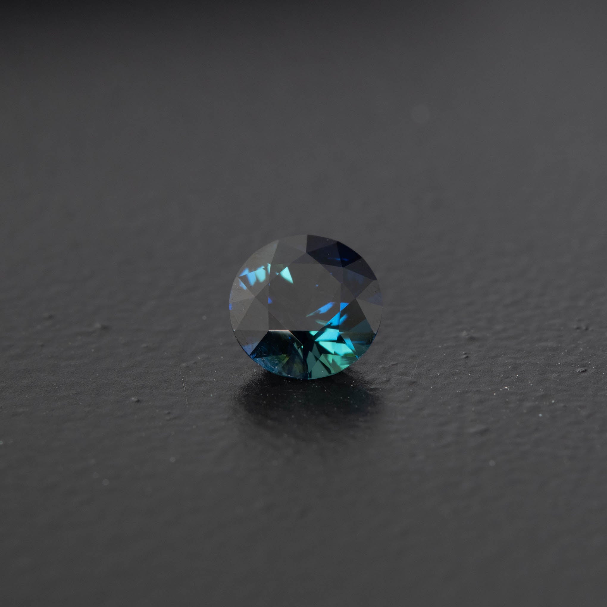 Blue Brilliant Sapphire 0.89ct [S.B.BR.1051]