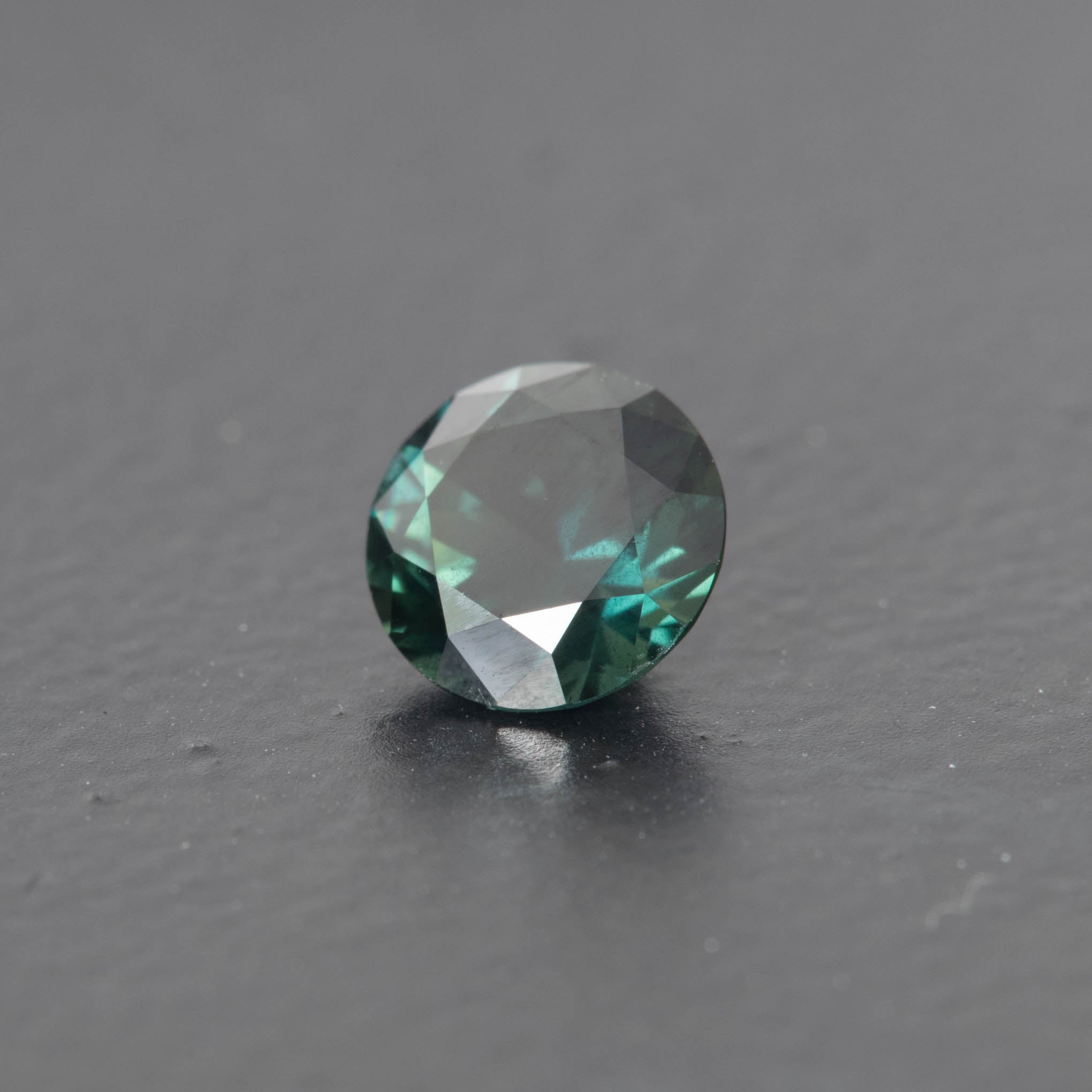 Green Brilliant Sapphire 0.86ct [S.G.BR.1113]