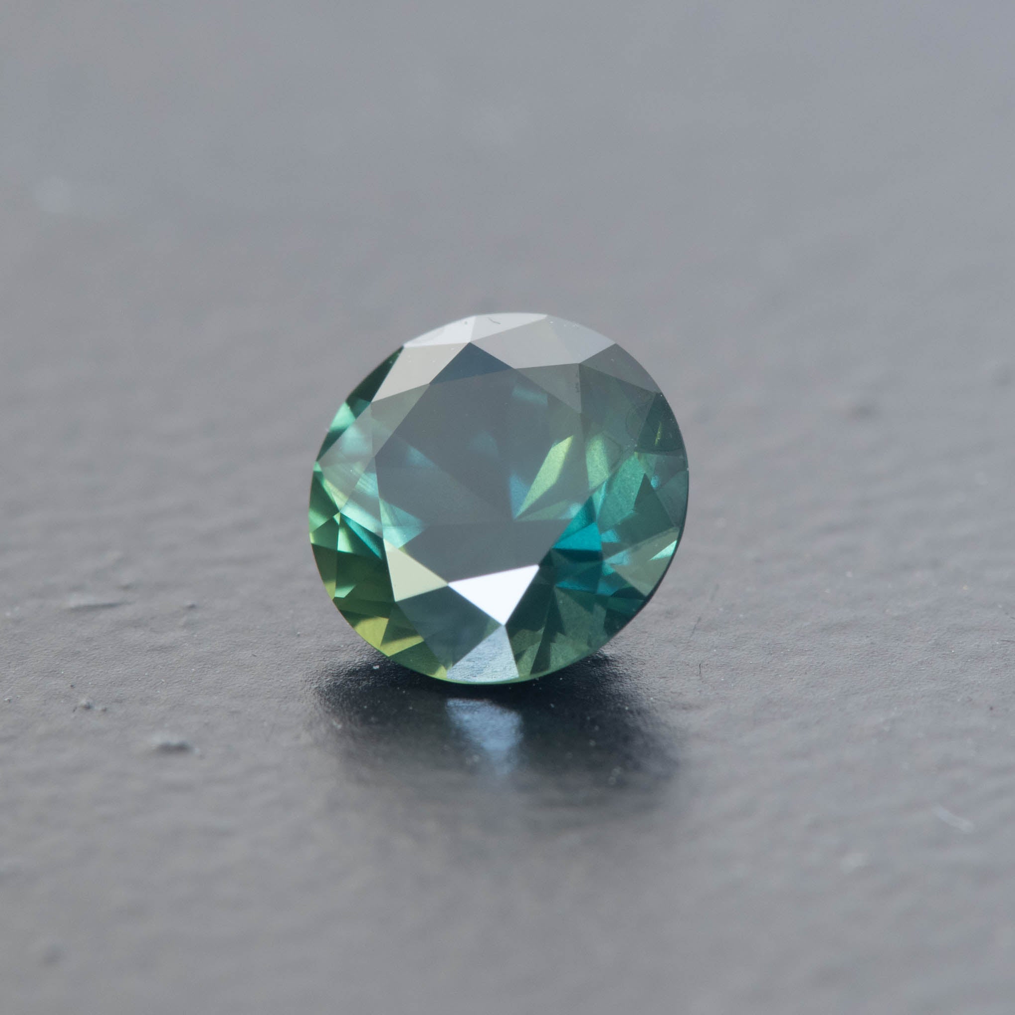 Teal Brilliant Sapphire 0.85ct [S.T.BR.1139]