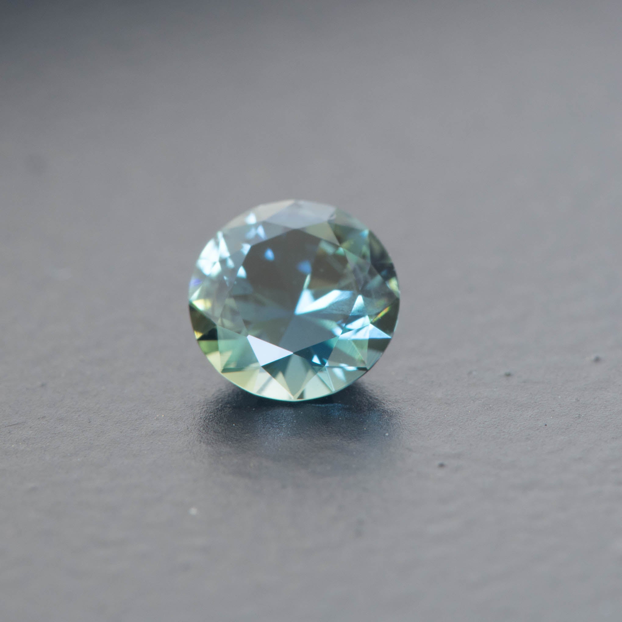 Teal Brilliant Sapphire 0.55ct [S.T.BR.1141]