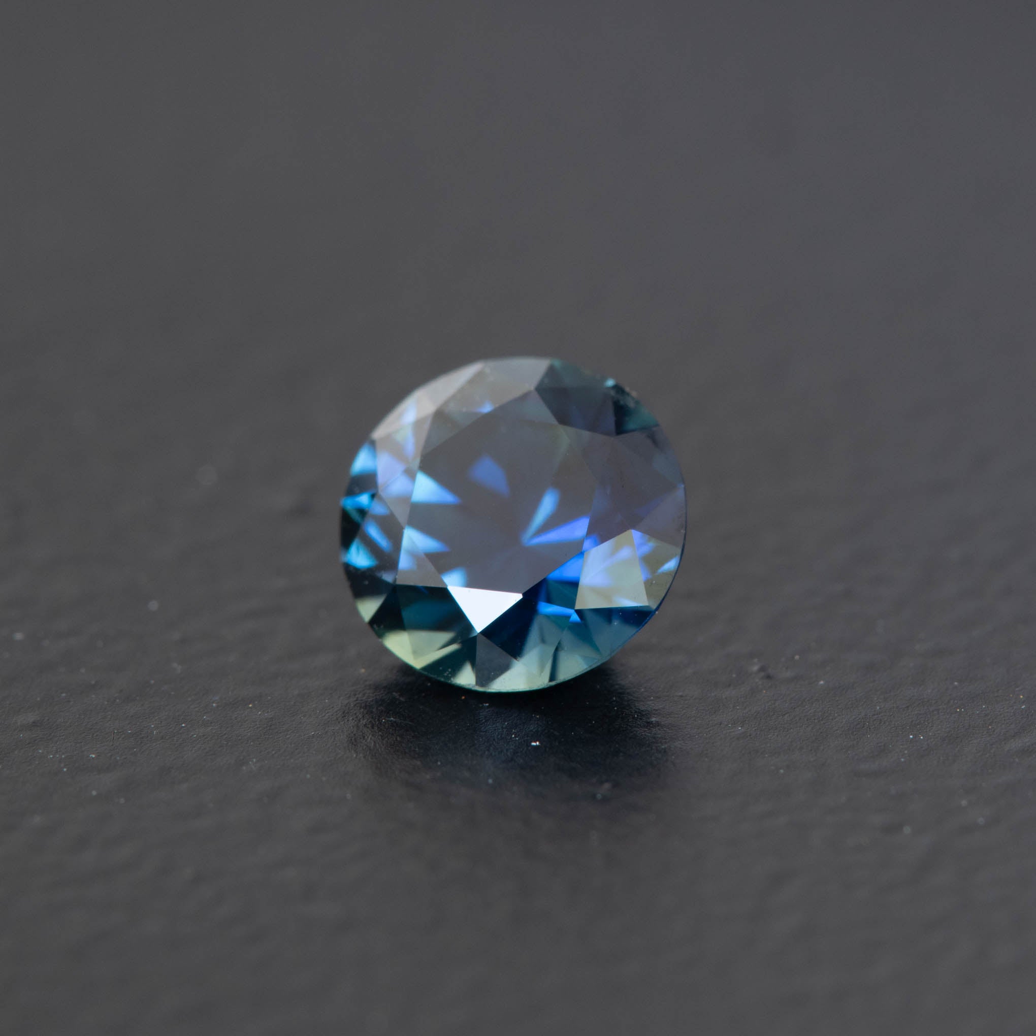 Parti Brilliant Sapphire 0.86ct [S.P.BR.1167]