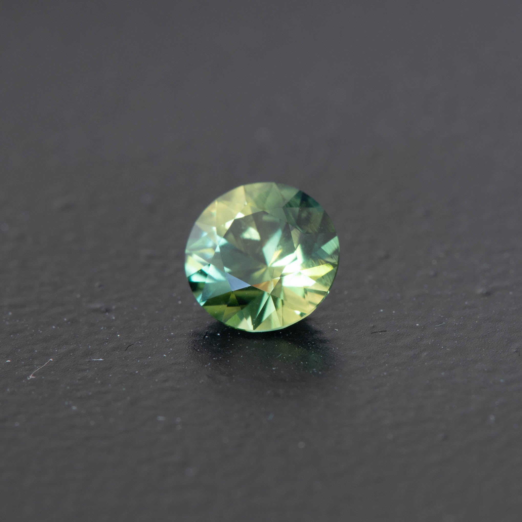 Green Brilliant Sapphire 0.83 [S.G.BR.1261]