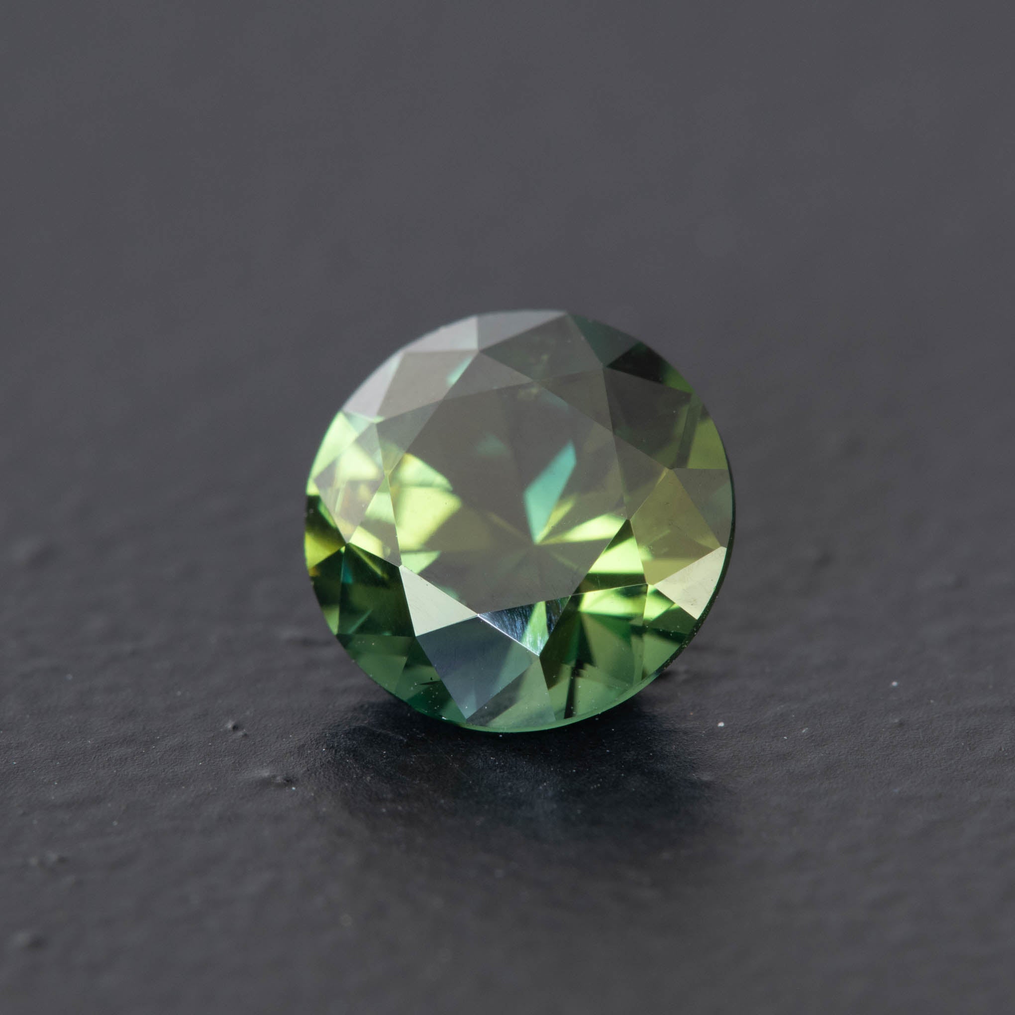 Green Brilliant Sapphire 1.63ct [S.G.BR.1294]