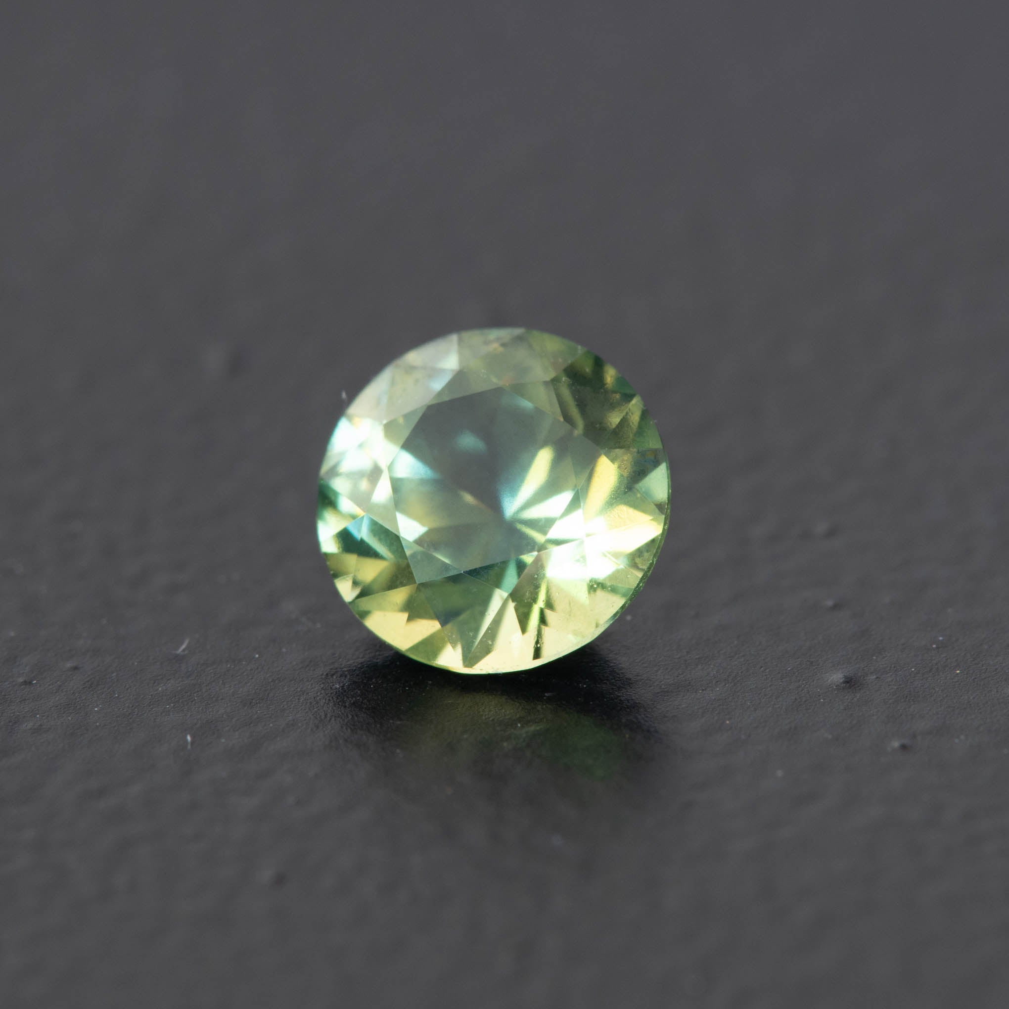 Parti Brilliant Sapphire 0.88ct [S.P.BR.1301]