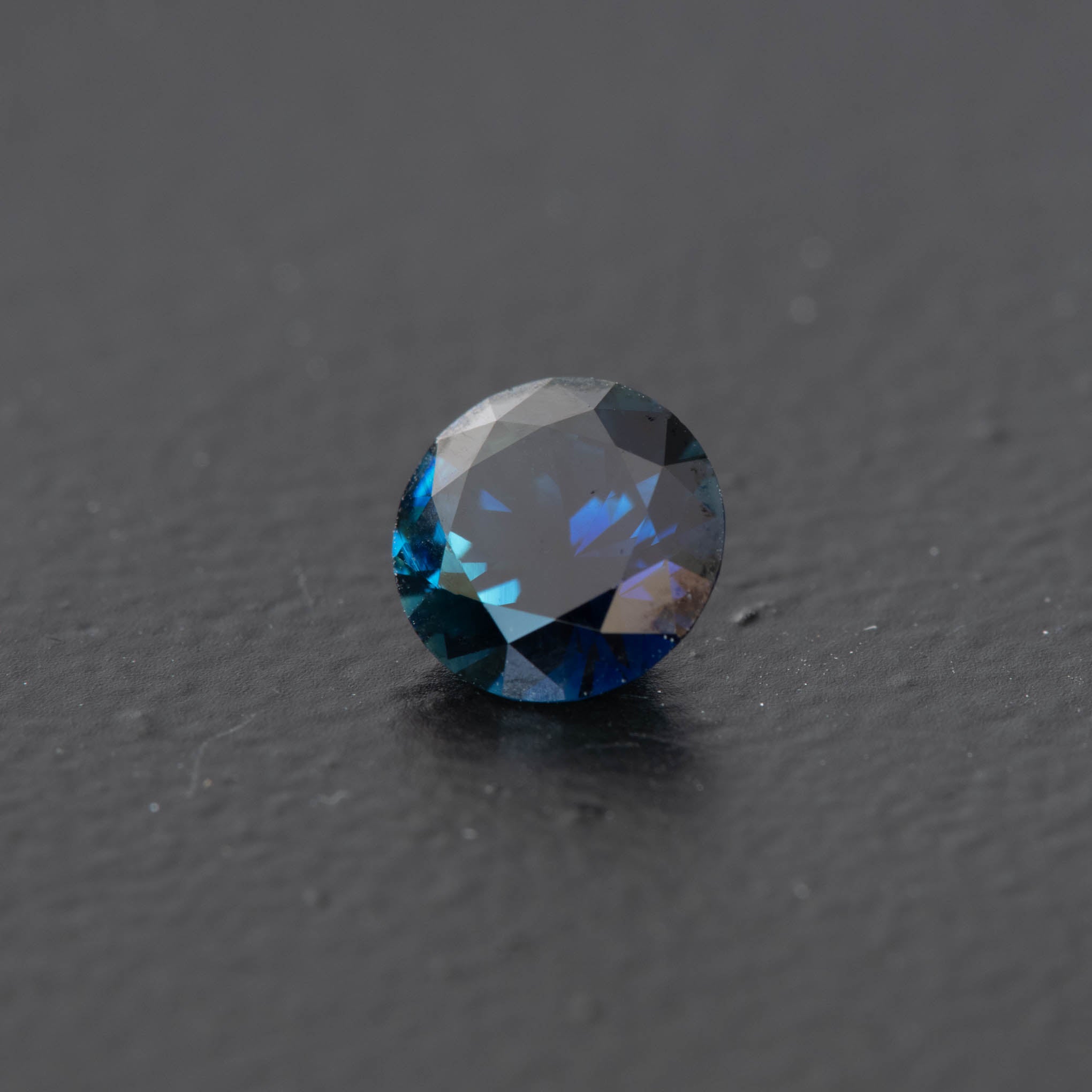 Parti Brilliant Sapphire 0.79ct  [S.P.BR.1312]