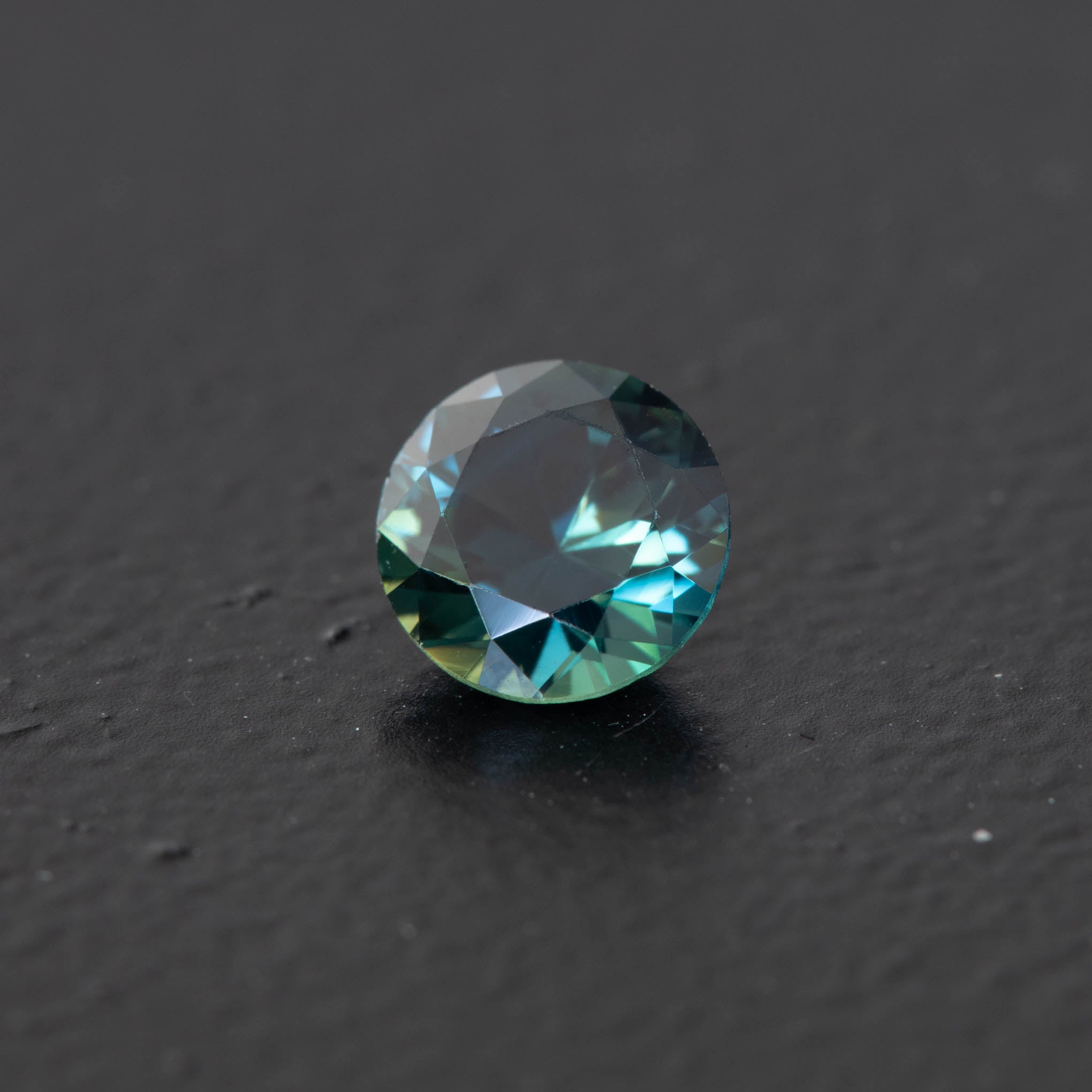 Teal Brilliant Sapphire 0.81ct [S.T.BR.1332]