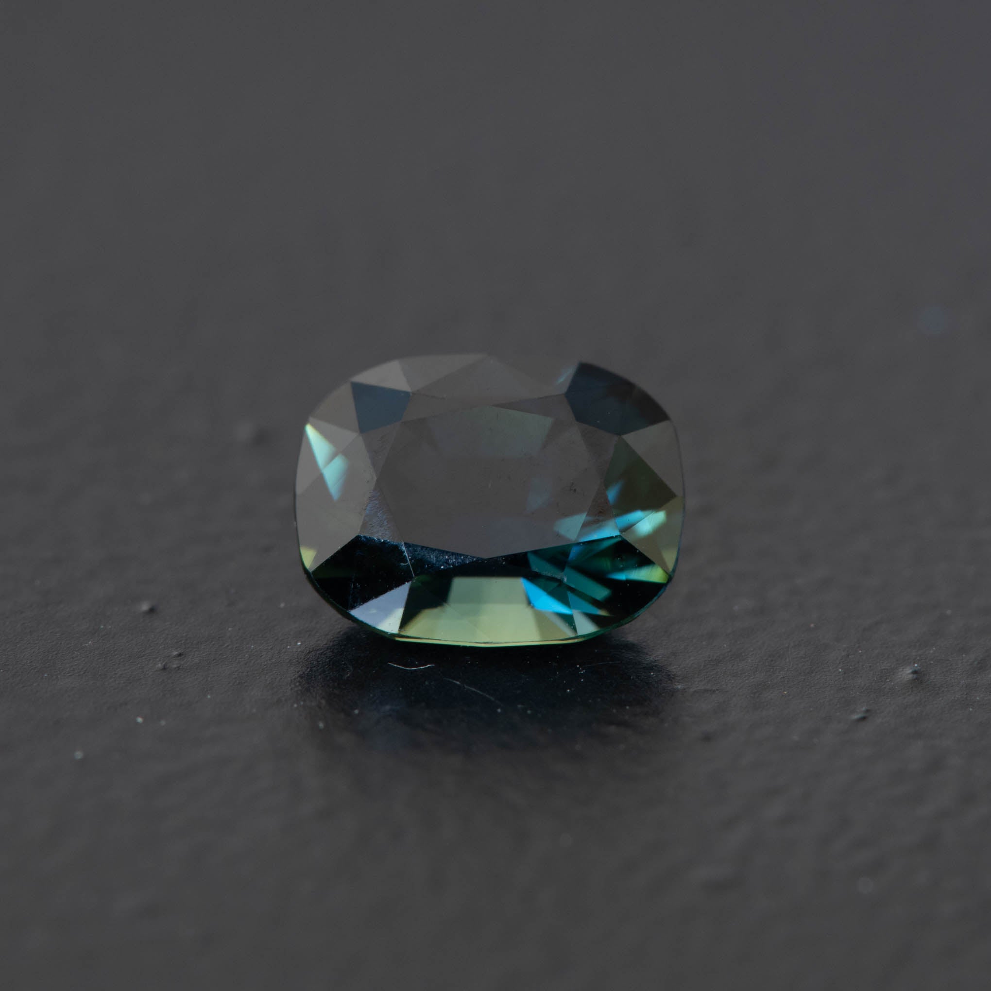 Blue Cushion Sapphire 1.13ctct   [S.B.C.1369]