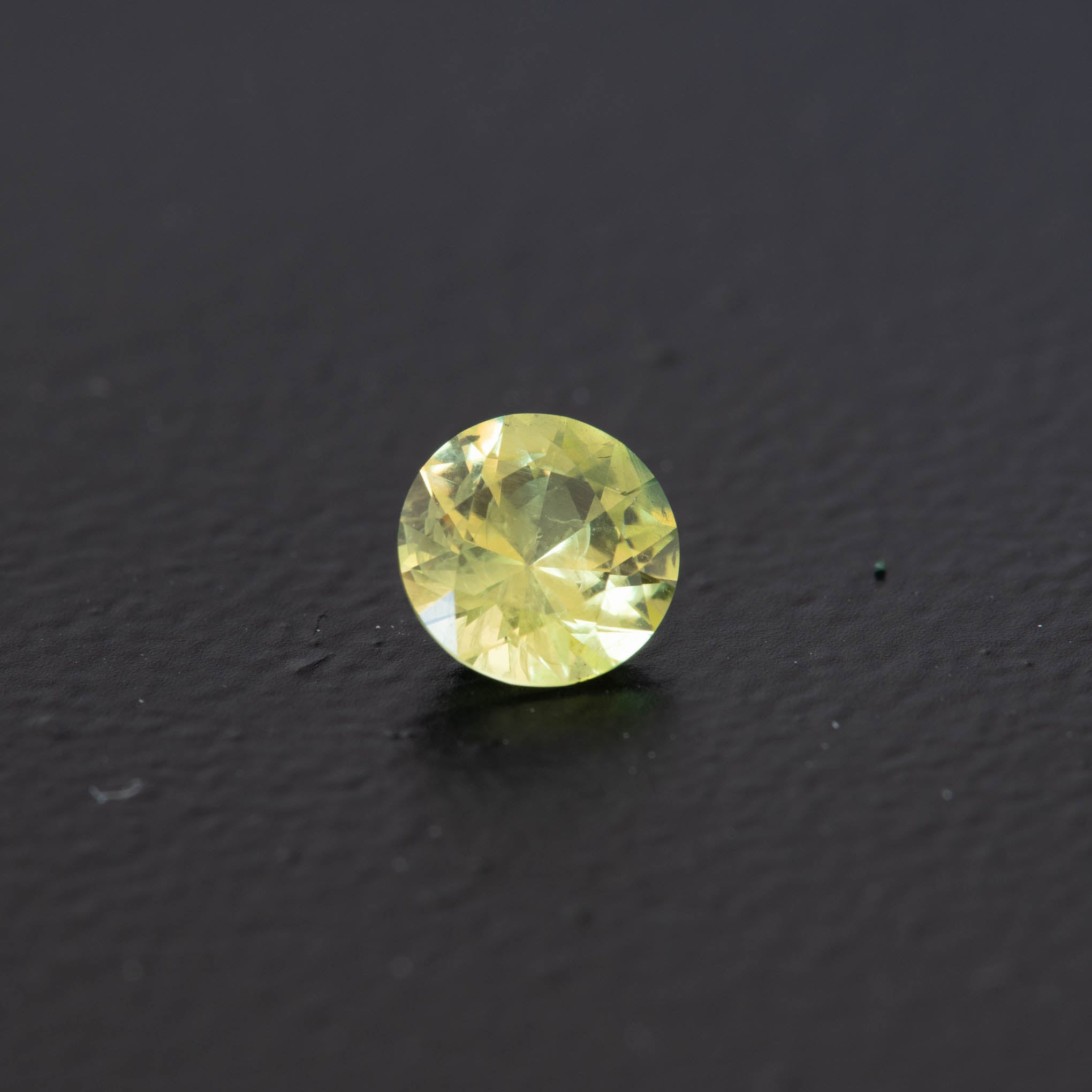 Parti Brilliant Sapphire 0.56ct  [S.P.BR.1436]