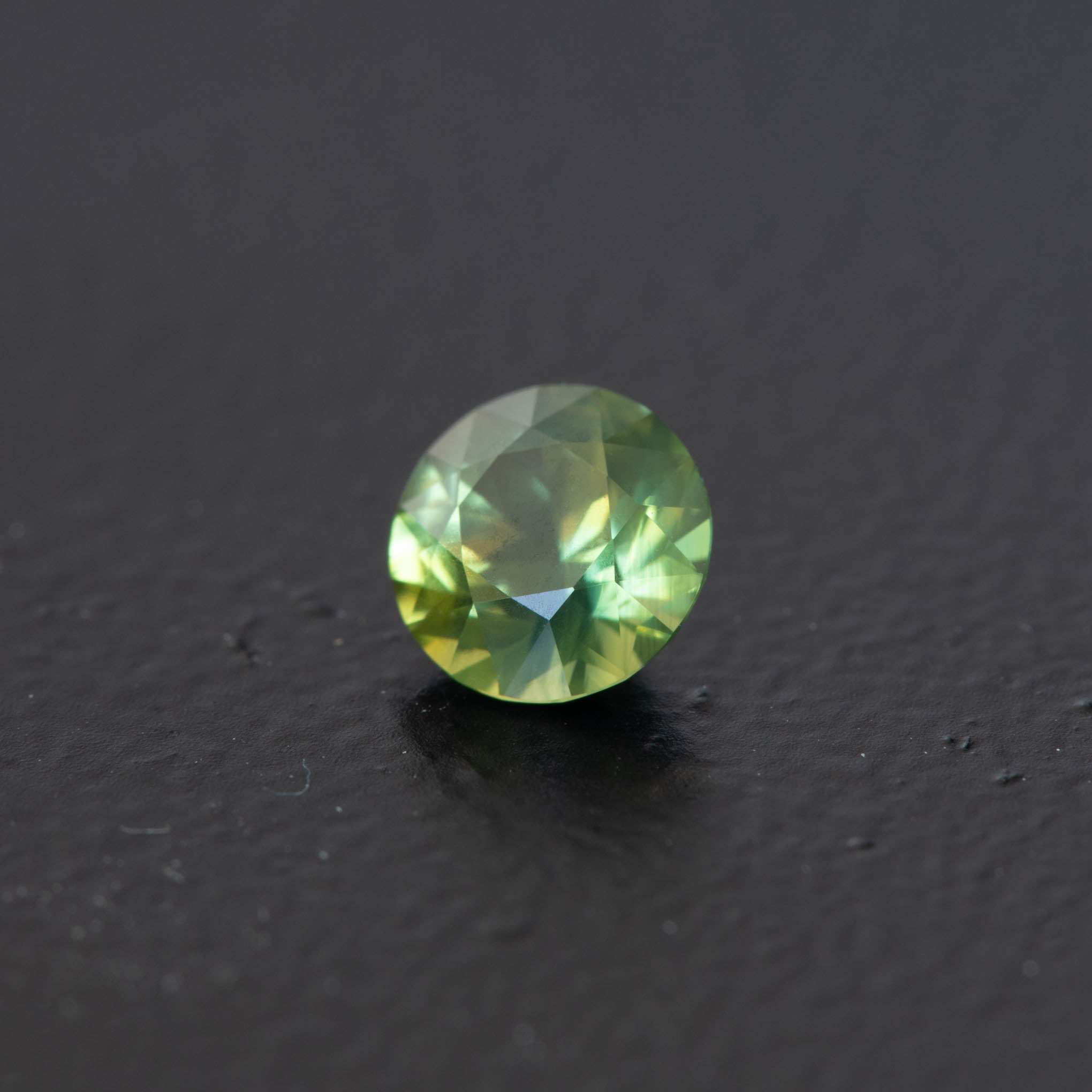 Parti Brilliant Sapphire 0.74ct  [S.P.BR.1439]