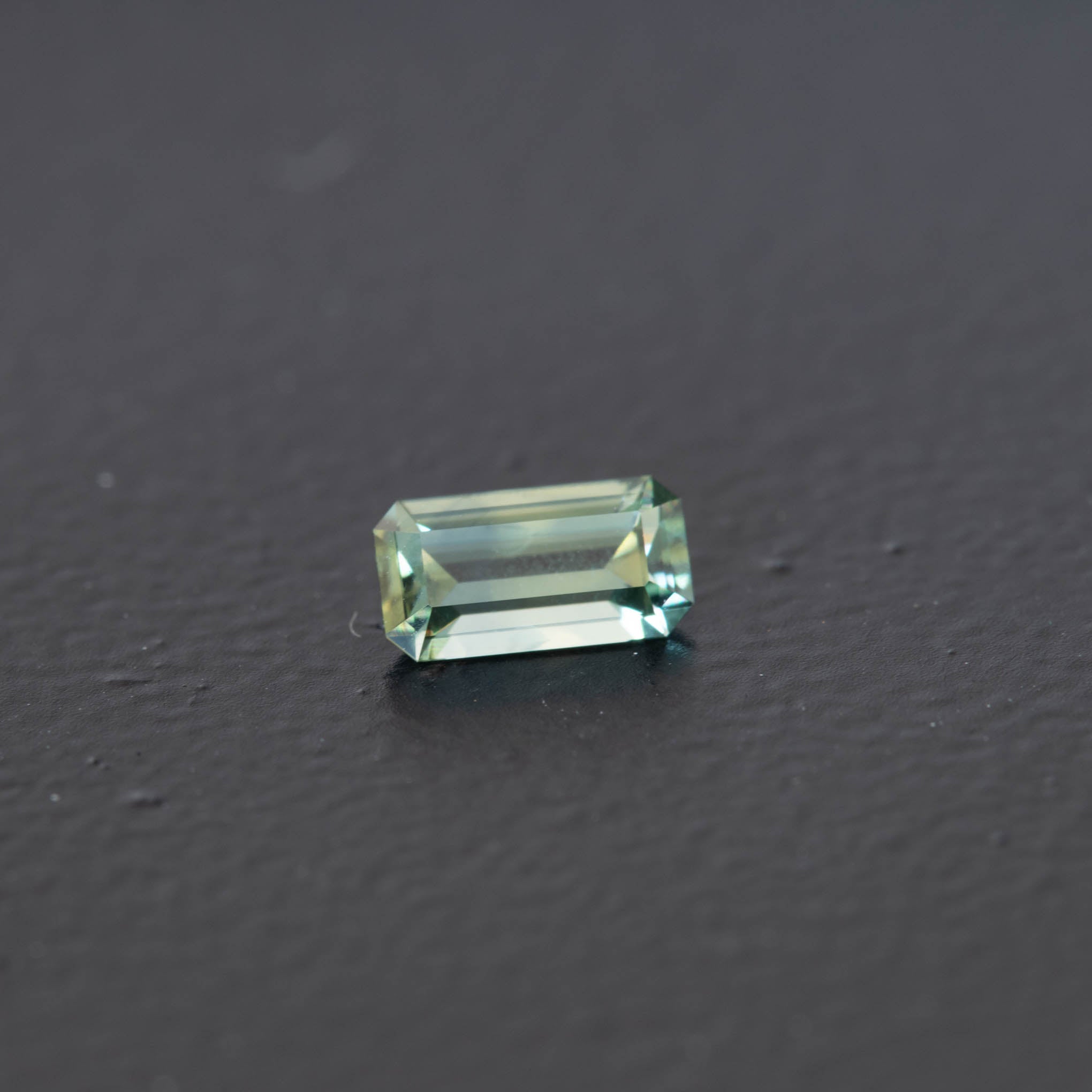 Parti Emerald Sapphire 0.41ct  [S.P.E.1453]