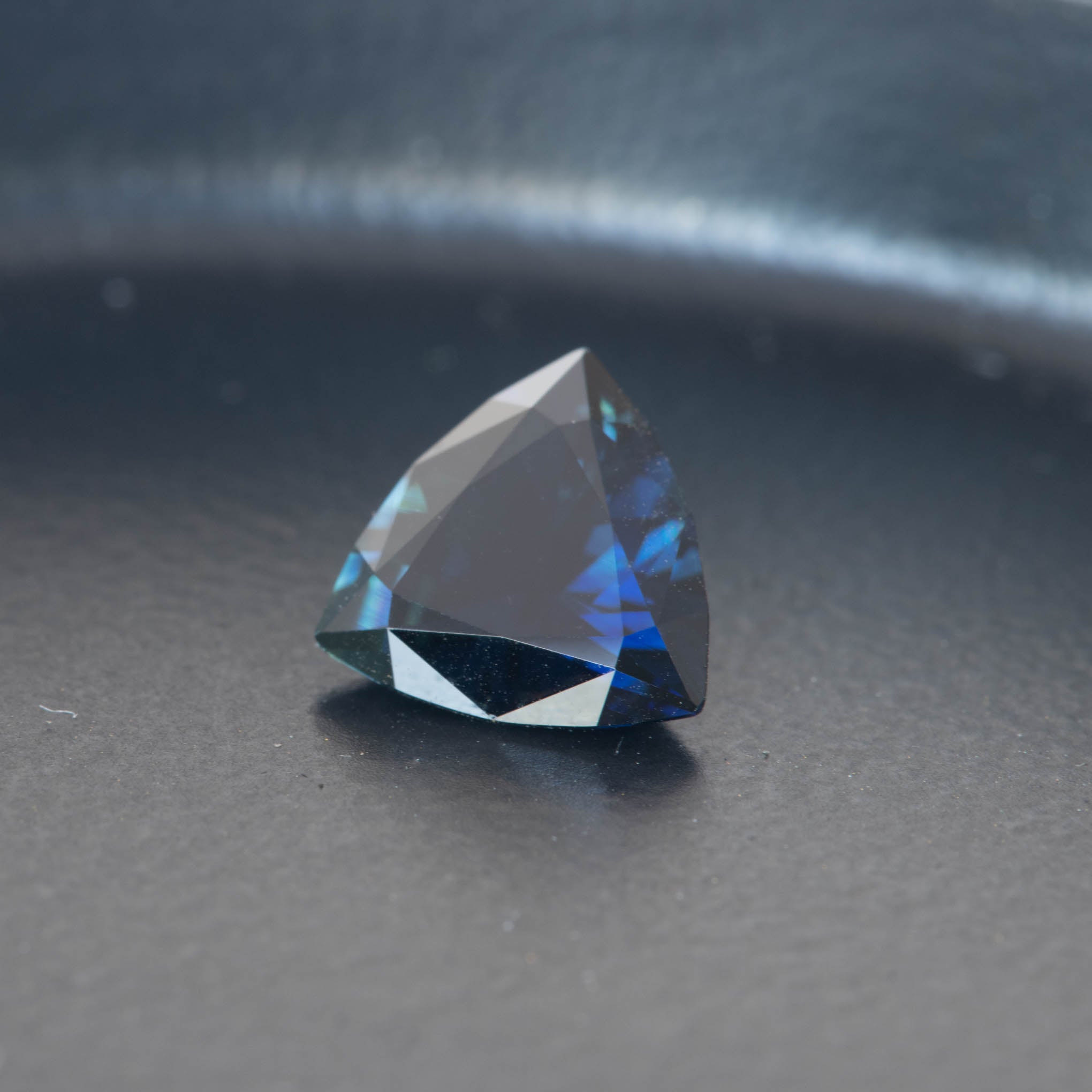 Parti Trilliant Sapphire 2.14ct [S.P.T.154]