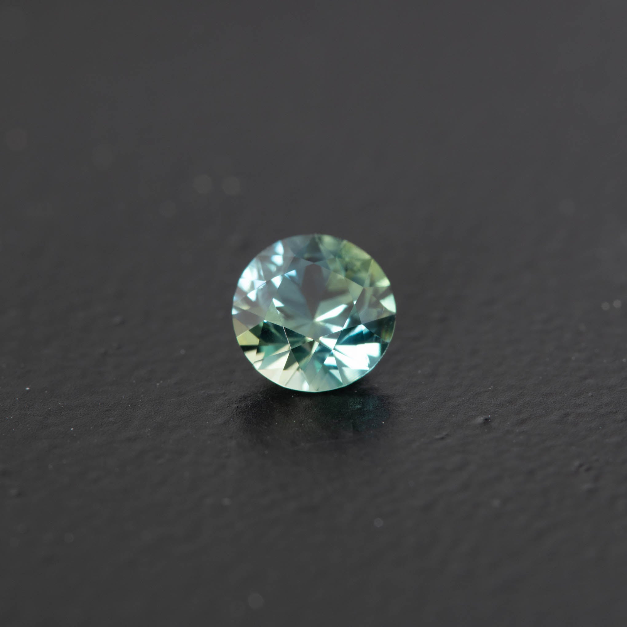 Parti Brilliant Sapphire 0.71ct [S.P.BR.1669]