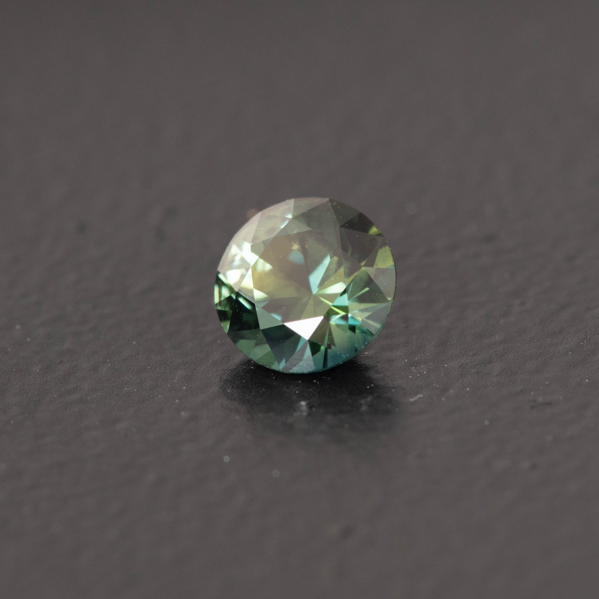 Parti Brilliant Sapphire 0.67ct [S.P.BR.1707]