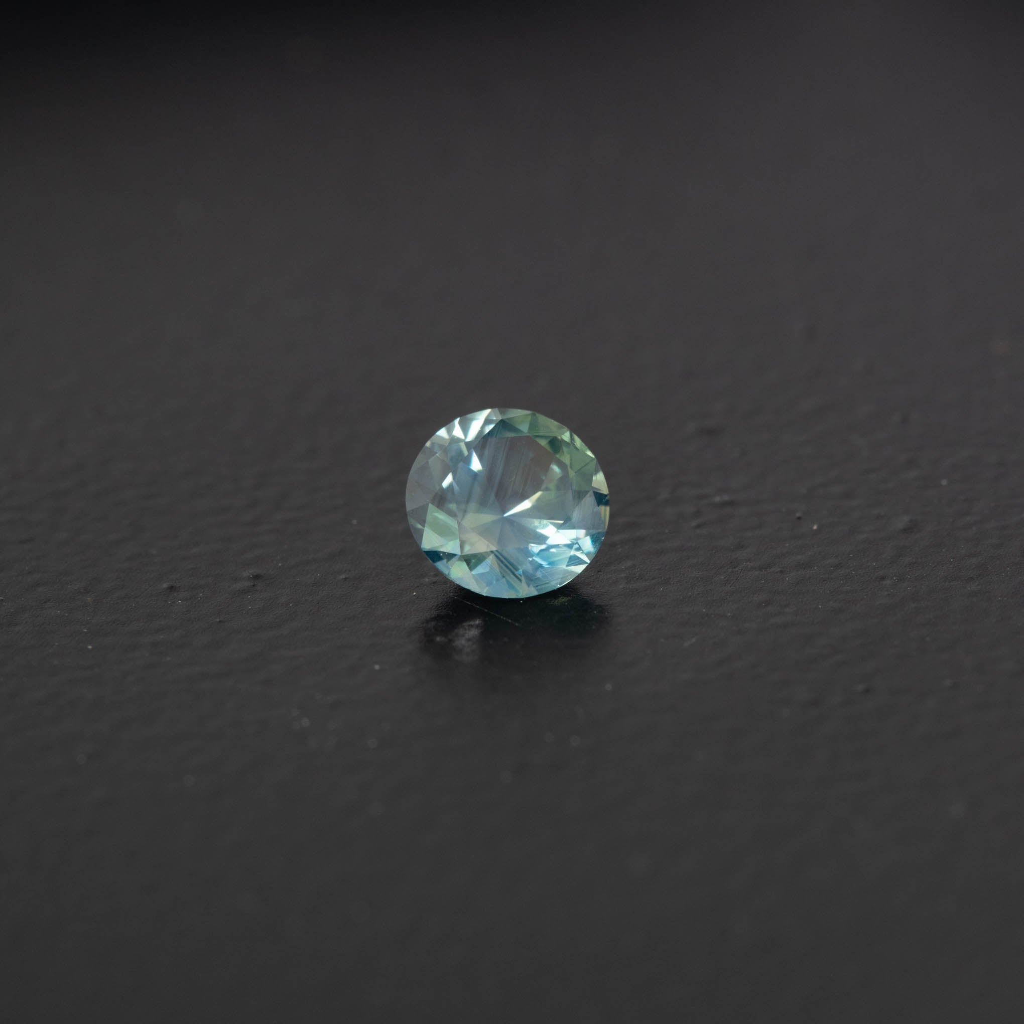 Parti Brilliant Sapphire 0.66ct [S.P.BR.1791]