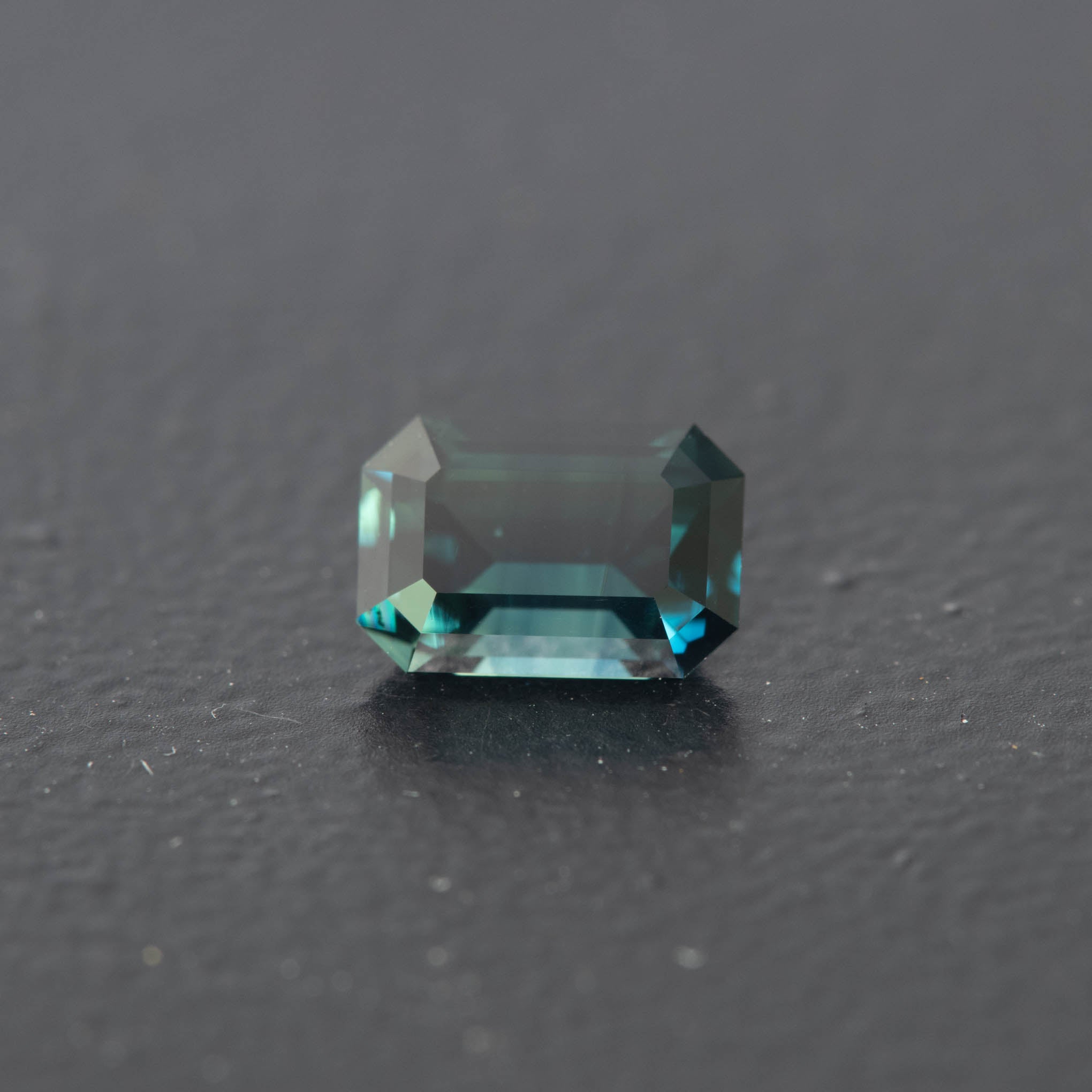 Teal Emerald Sapphire 1.01ct  [S.T.E.1886]