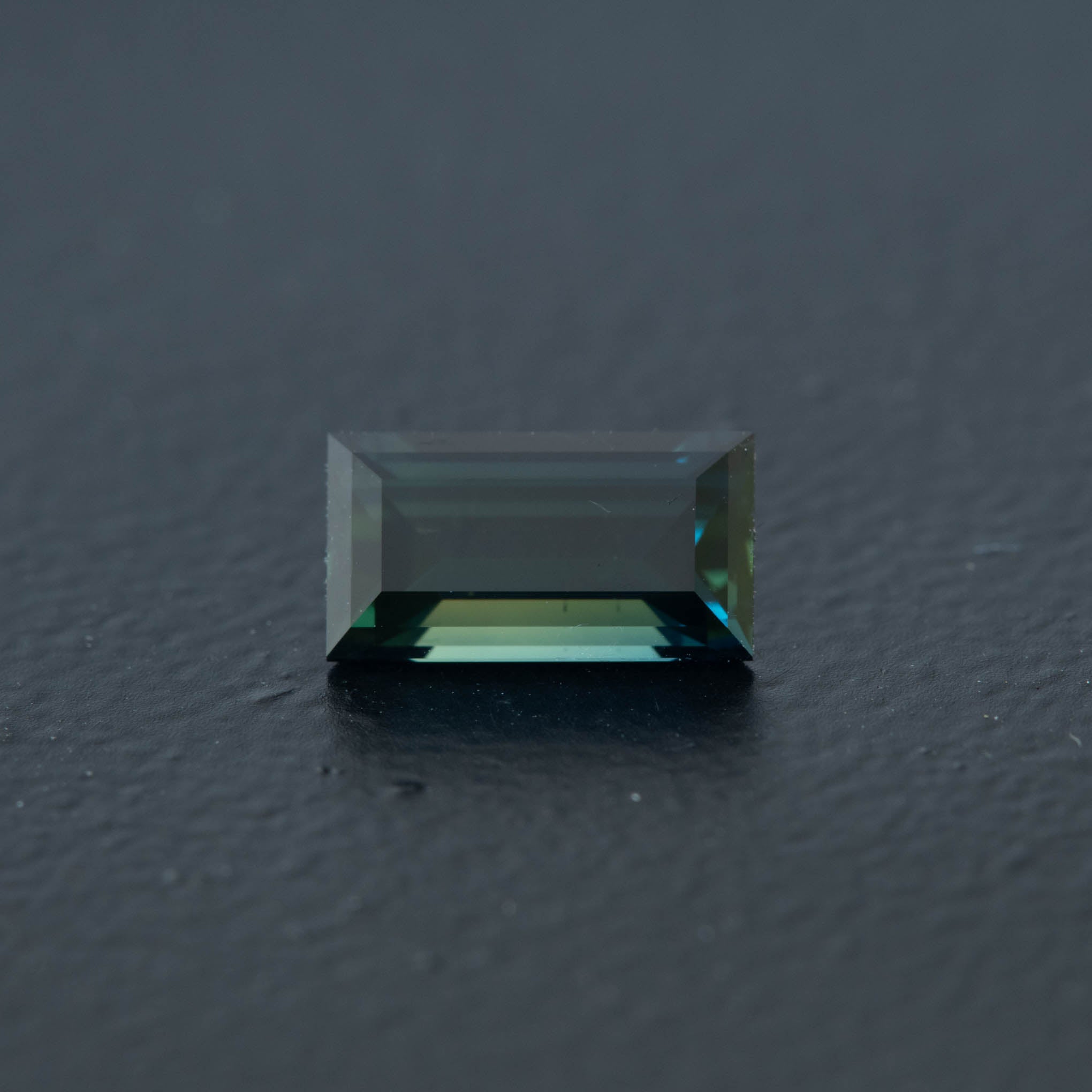 Teal Baguette Sapphire 1.23ct  [S.T.BA.2029]