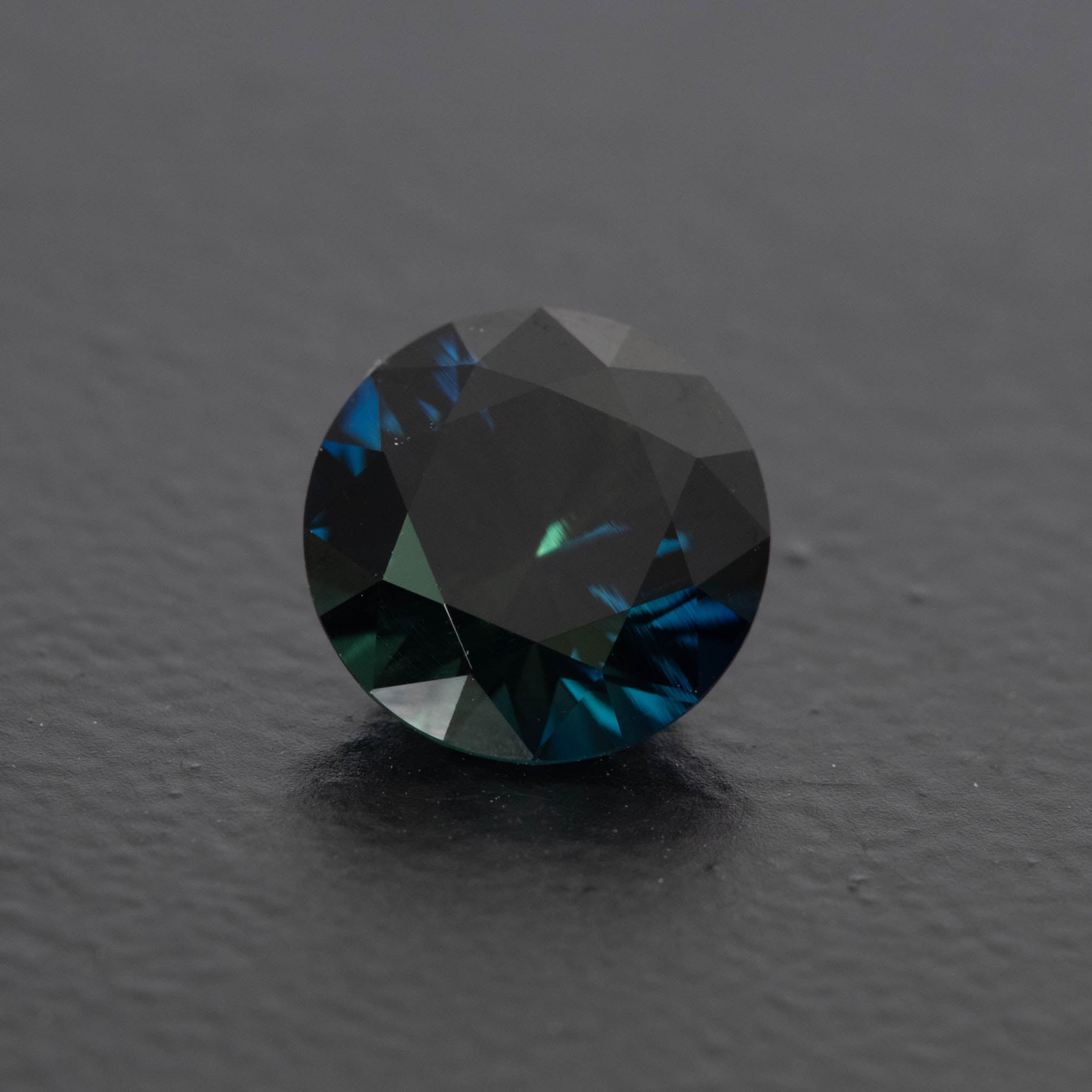 Blue Brilliant Sapphire 2.1ct  [S.B.BR.2262]