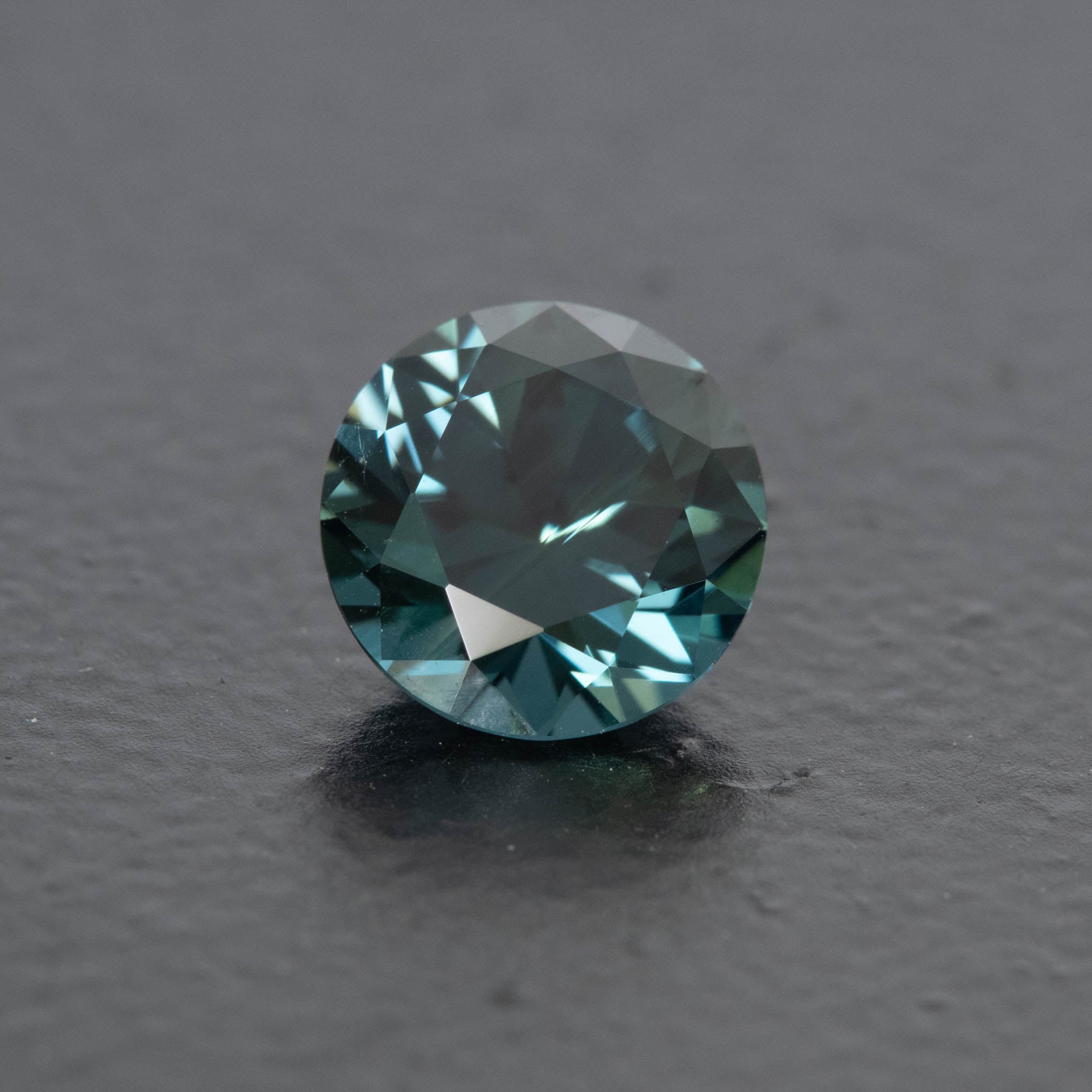 Teal Brilliant Sapphire 1.43ct  [S.T.BR.2264]