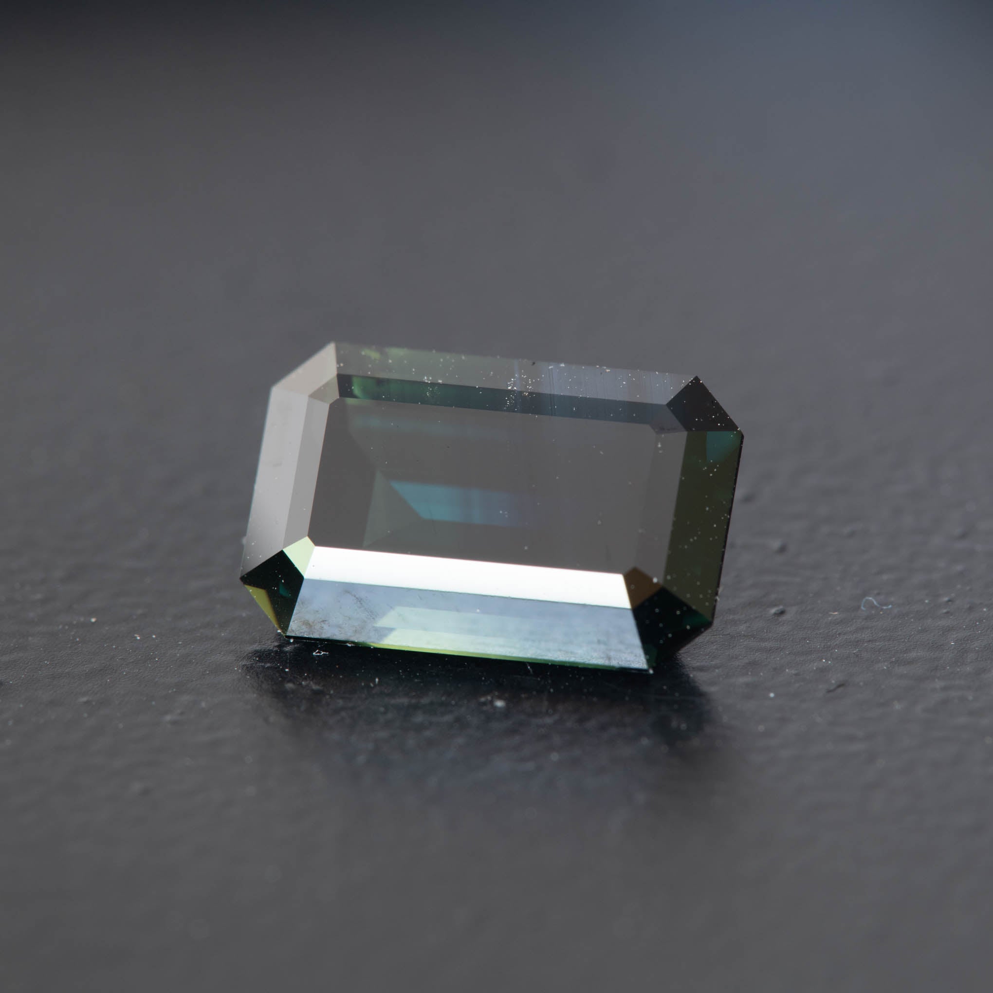 Green Emerald Sapphire 4.45ct (S.G.E.293)