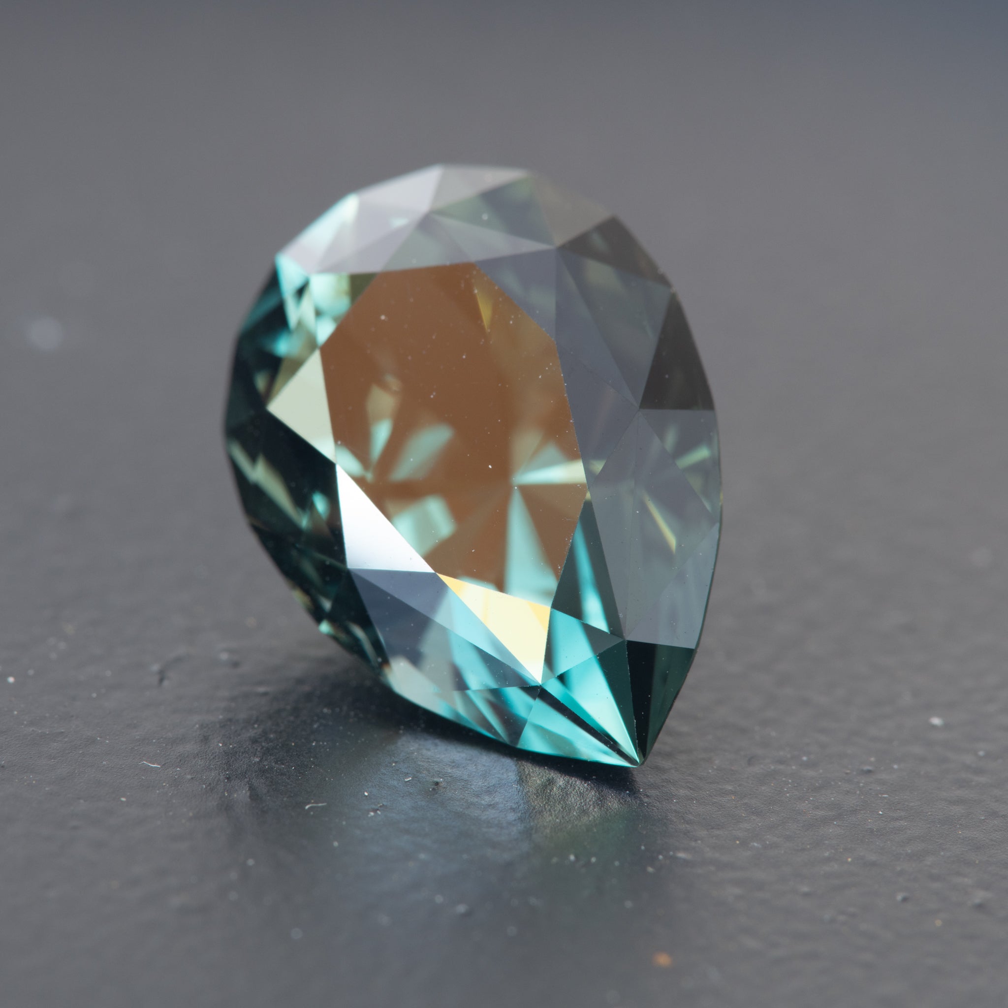 Teal Pear Sapphire 10.35ct (S.T.PE.302)