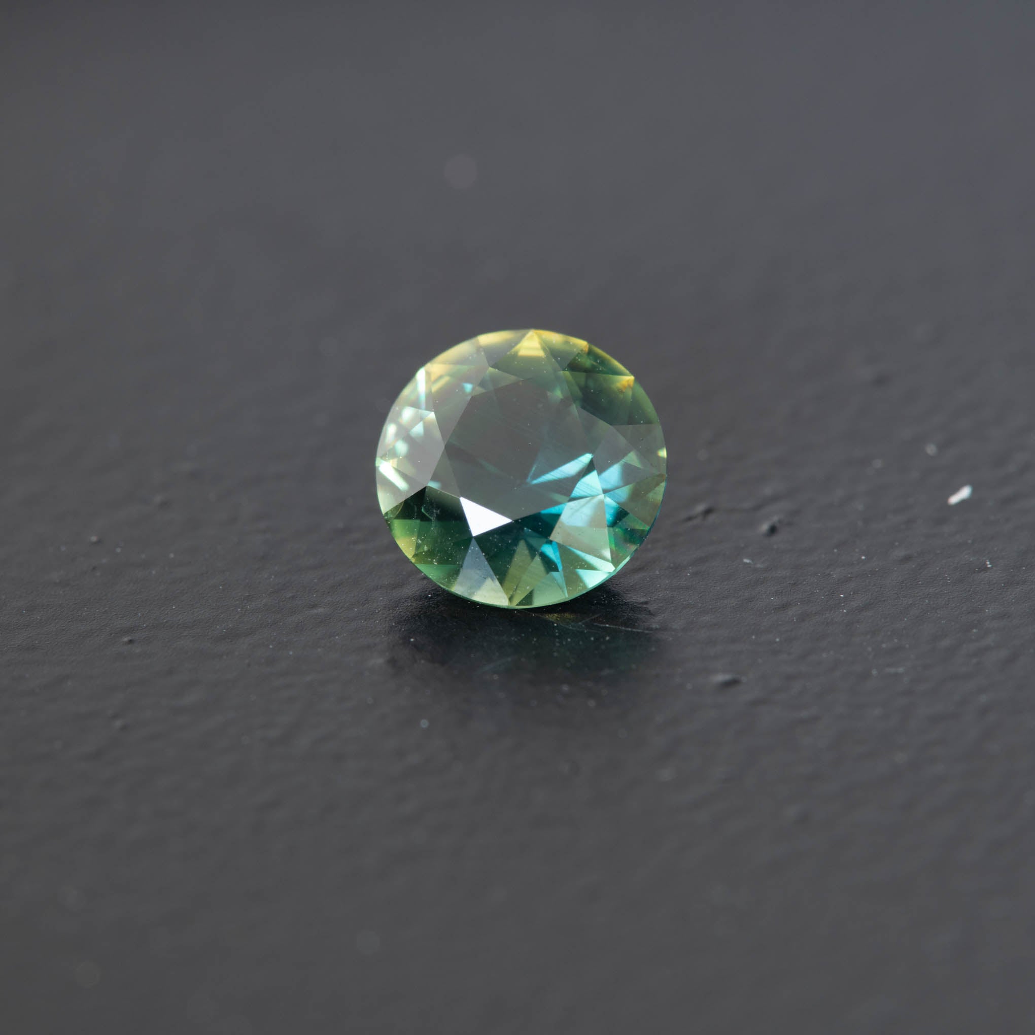 Green Brilliant Sapphire 1.39ct (S.G.BR.346)